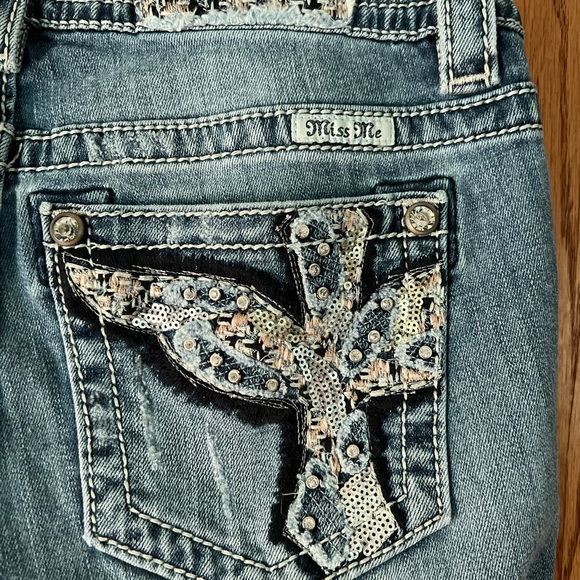 Miss Me Skinny Jeans - Picture 5 of 7